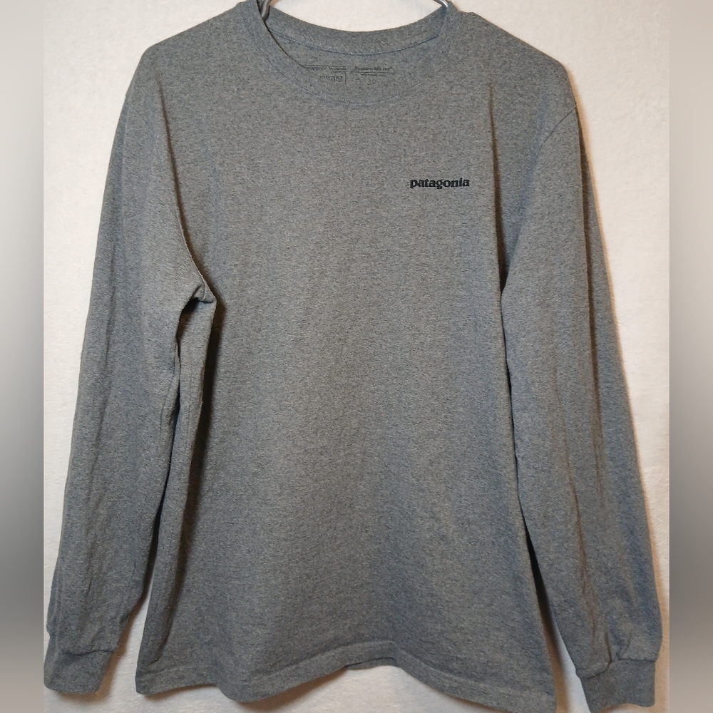 PATAGONIA REGULAR FIT MEN'S LONG SLEEVES PULLOVER T-SHIRT SIZE MEDIUM